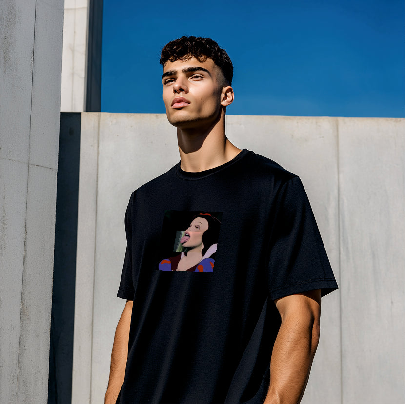 BAD APPLE T-SHIRT